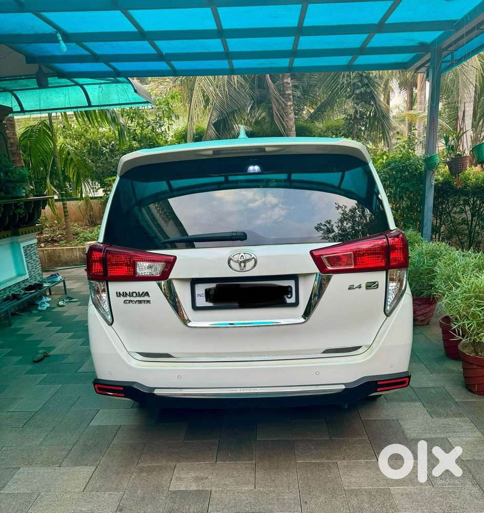 Toyota Innova Crysta 2021