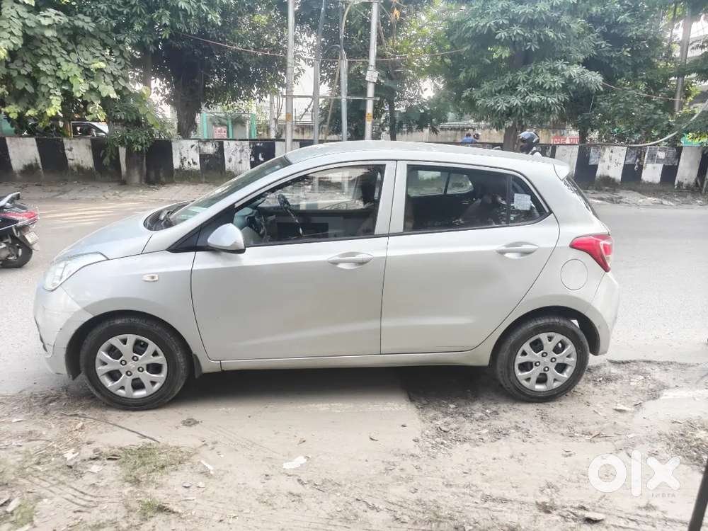 Hyundai Grand I10 2015 Car