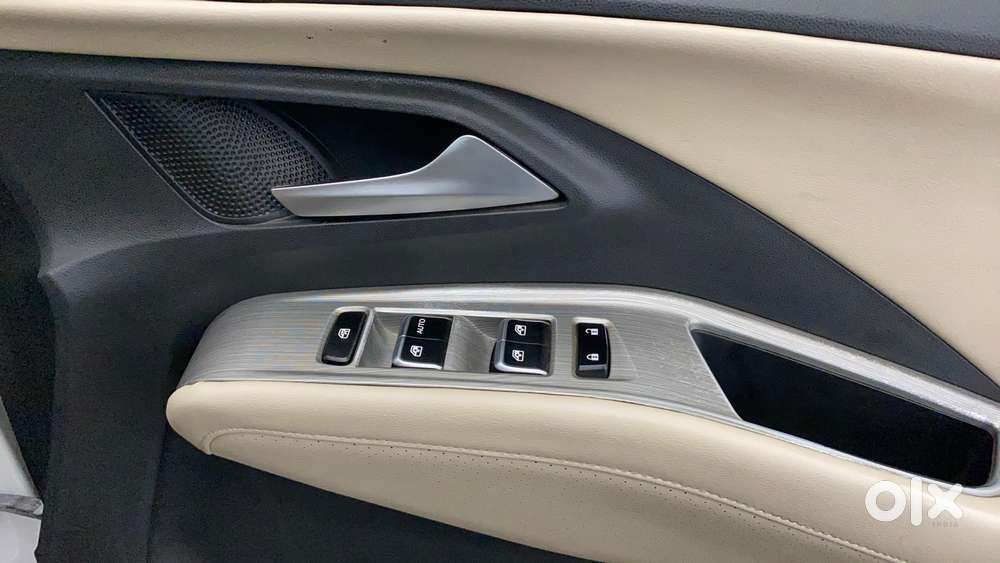 Mg Hector Sharp Pro 1.5 Turbo Cvt, 2023, Petrol