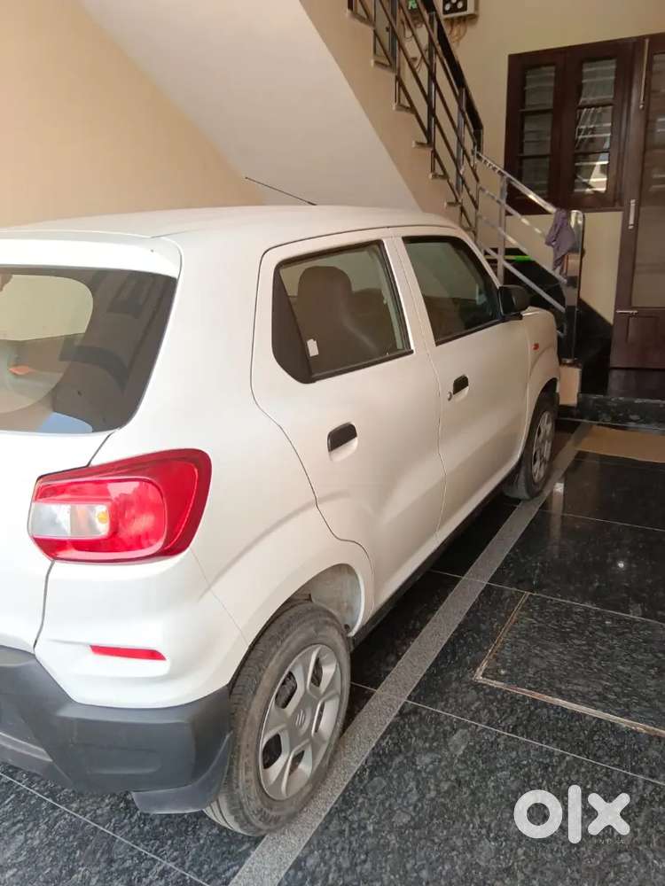 Maruti Suzuki S-presso 1.0 Vxi 2021