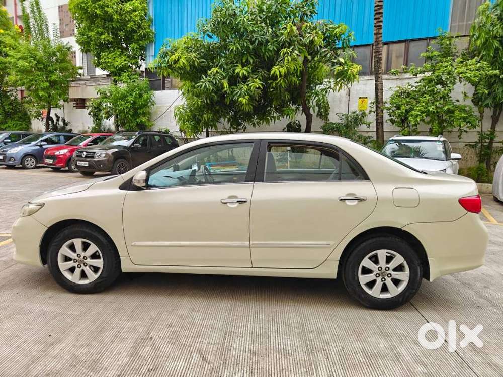 Toyota Corolla Altis 1.8 G Cng, 2010, Cng & Hybrids