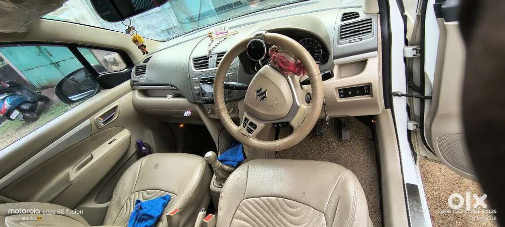 Maruti Suzuki Eartiga,shvs Exclusive Model,mint Condition,ac-chilled.