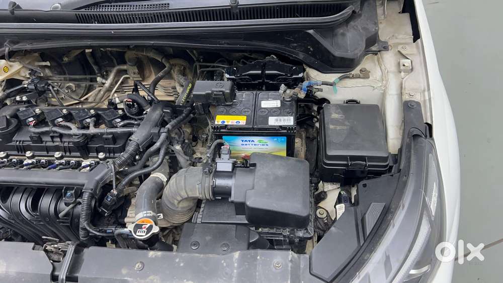 Hyundai New I20 1.2 Asta (o) Ivt, 2023, Petrol