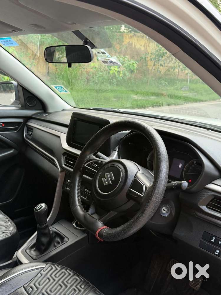 Maruti Suzuki Brezza 1.5 Vxi Smart Hybrid, 2023, Petrol