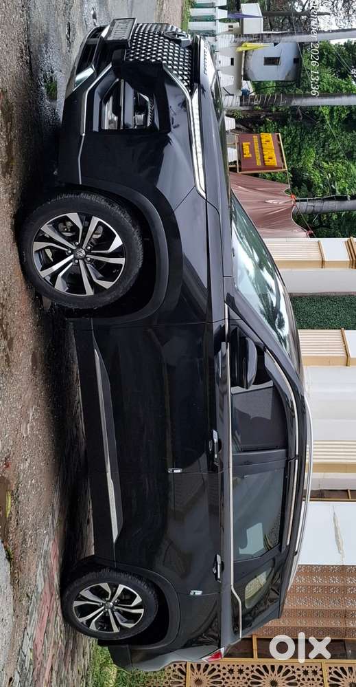 Mg Hector Plus Sharp Pro Blackstorm 2.0 Turbo Diesel 7 Str, 2024, Di..