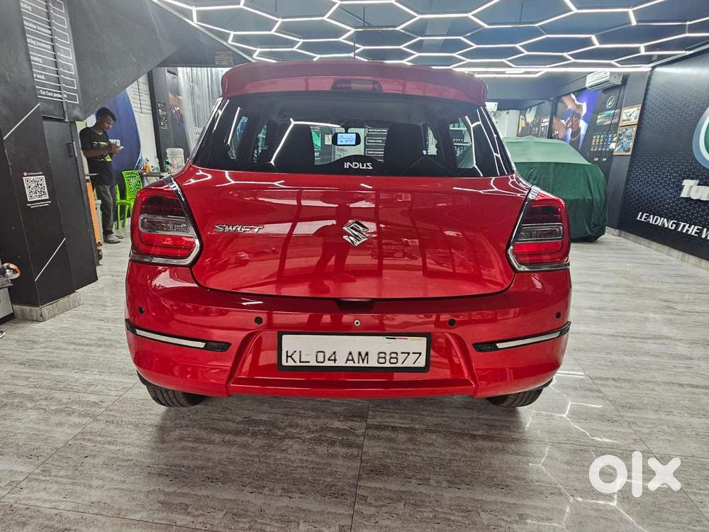 Maruti Suzuki Swift Vxi + Manual, 2018, Petrol