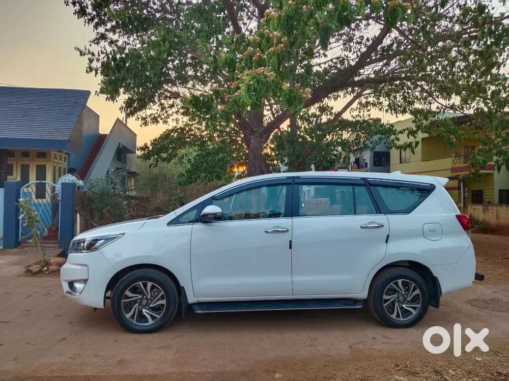 Toyota Innova Crysta 2024 Diesel 64600 Km Driven