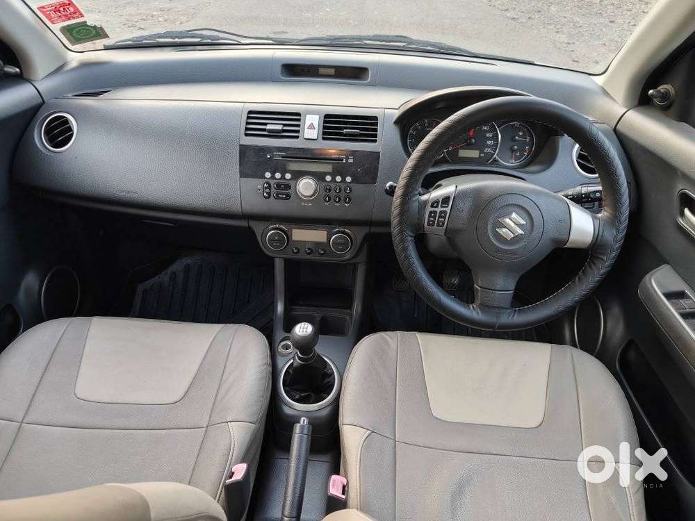 Maruti Suzuki Swift Vxi 1.2 Abs Bs-iv, 2011, Petrol