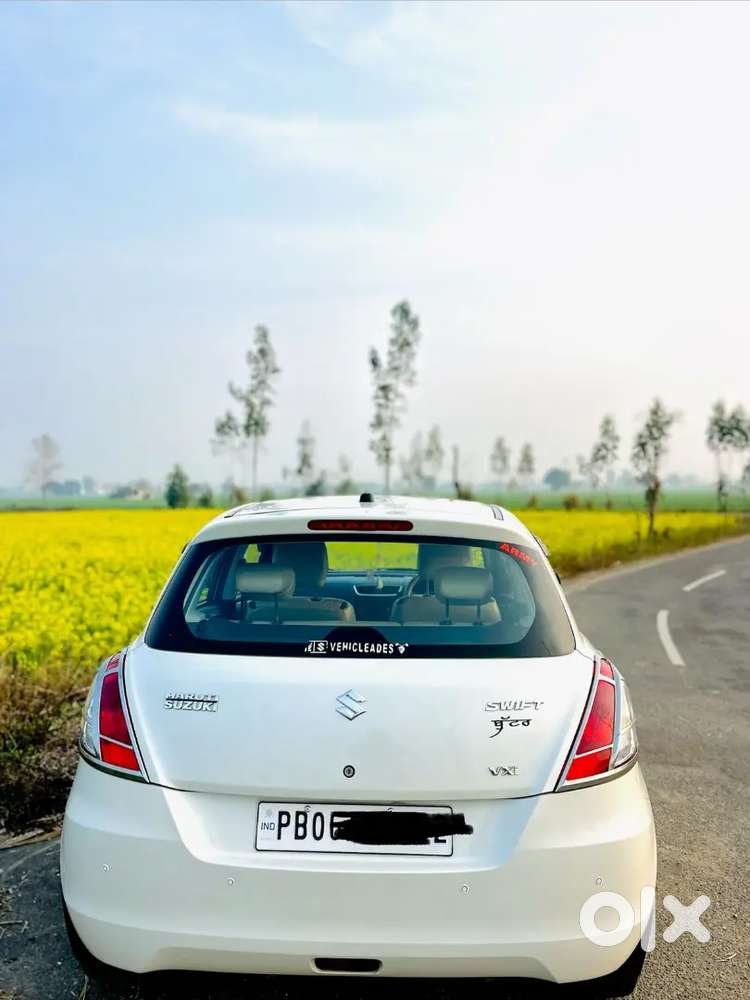 Maruti Suzuki Swift 2017 Petrol 40000 Km Driven