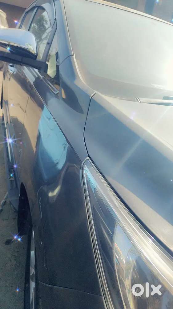 Toyota Innova Crysta 2017 Diesel 90000 Km Driven