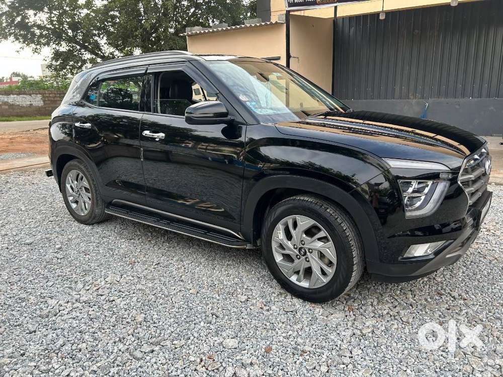 Hyundai Creta | Manual | 1.5l Petrol | Phantom Black | 2023