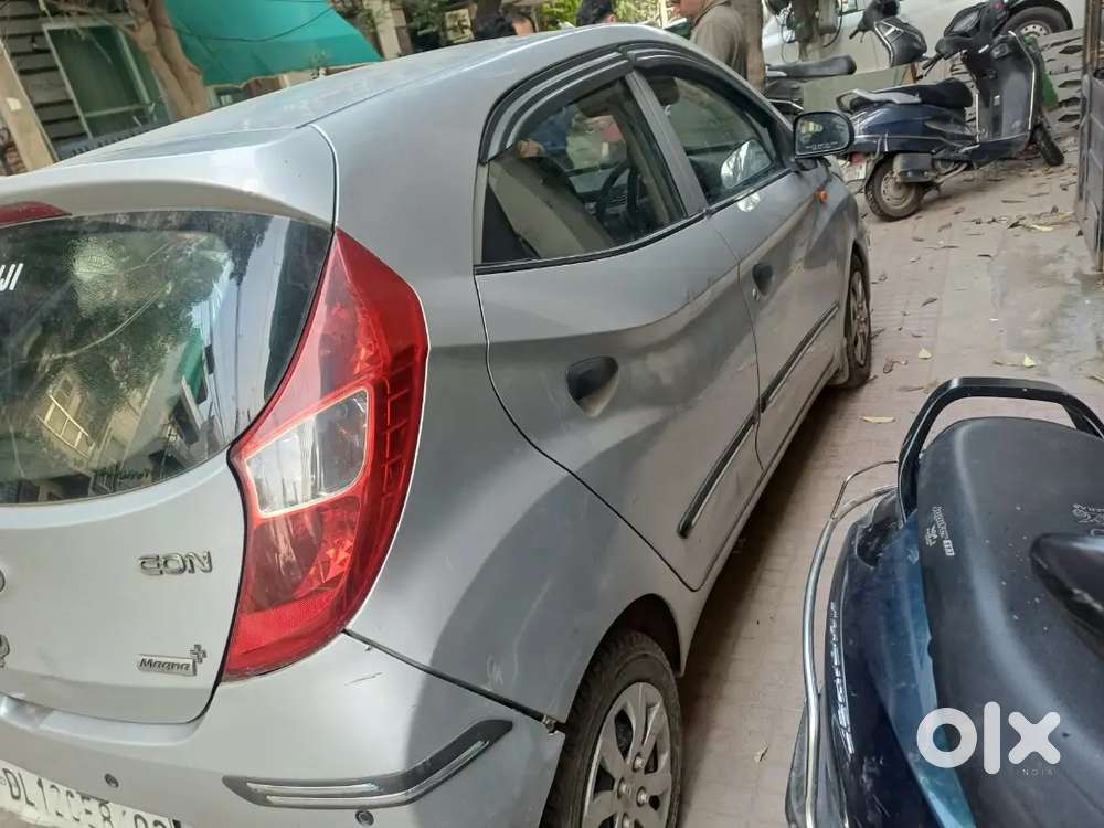 Hyundai Eon Magna+ 2014 Petrol Manual