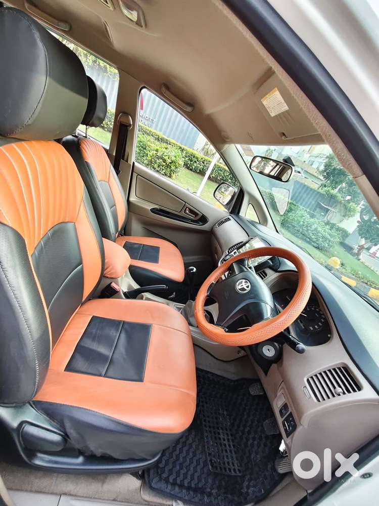 Toyota Innova 2.5 G (diesel) 7 Seater Bs Iv, 2016, Diesel