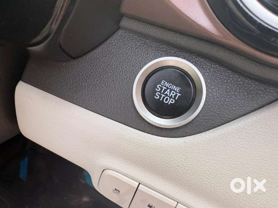 Hyundai Aura 1.2 Sx Cng, 2023, Cng & Hybrids