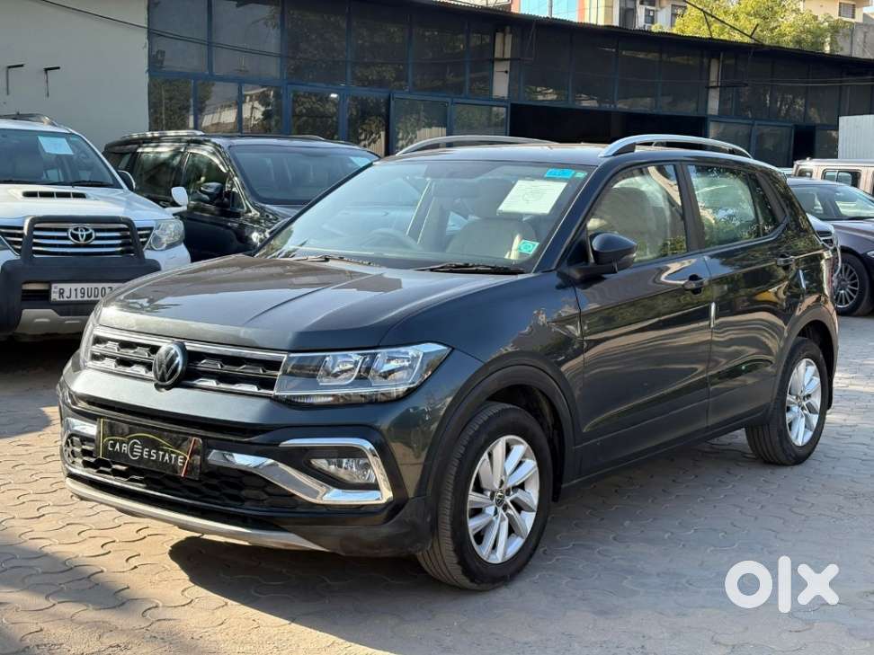 Volkswagen Taigun 1.0 Tsi Highline At, 2022, Petrol