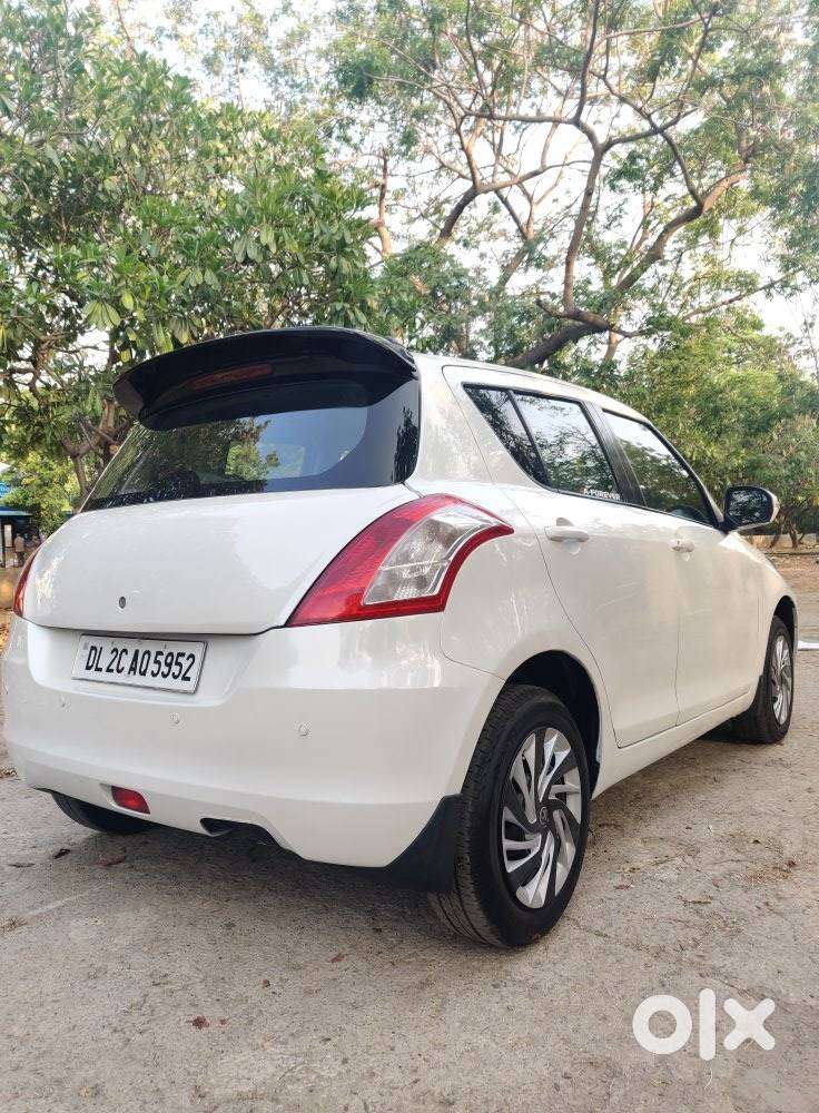 Maruti Suzuki Swift Vxi + Manual, 2016, Petrol