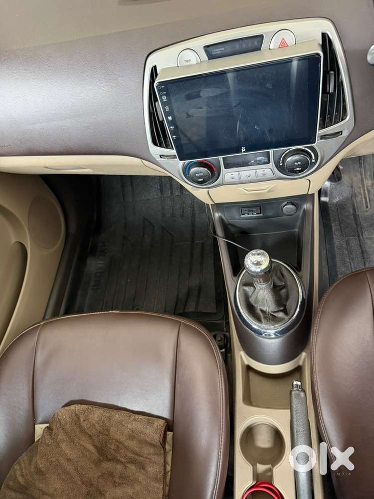 Hyundai I20 Manual 2011 Repassing Complt Insurance & All Document Avlb