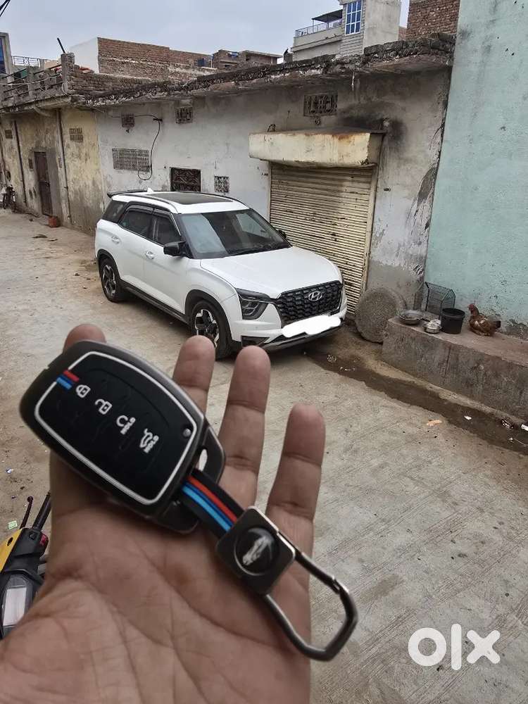 Hyundai Alcazar October 2021 Top Model A-one Condition Full Loaded