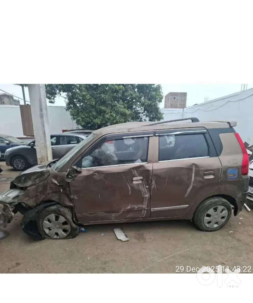 Apni Purani Car Ache Rate Parr Beche Scrap Me All Part Awailable