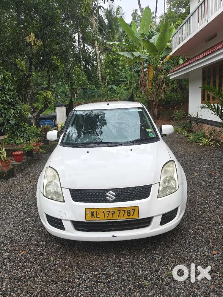 Maruti Suzuki Dzire 2016 Diesel Manual Urgent Sale