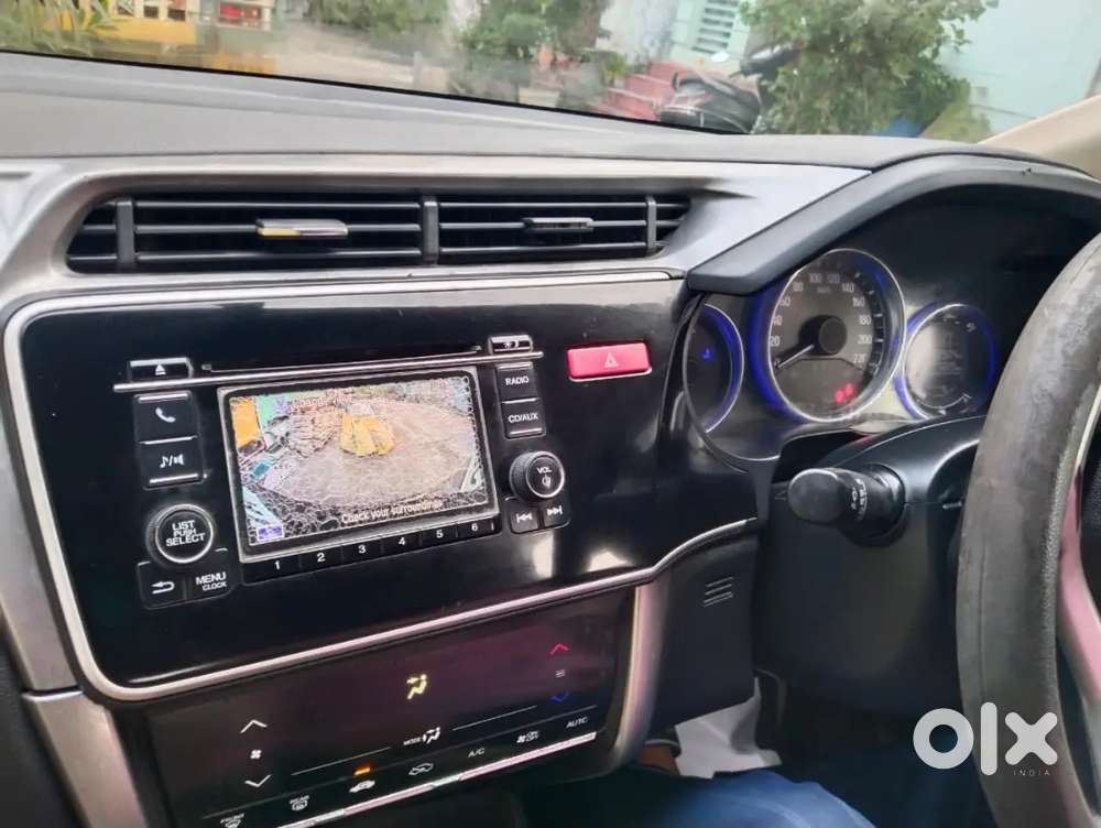 Nissan Terrano 2015 Diesel 215000 Km Driven