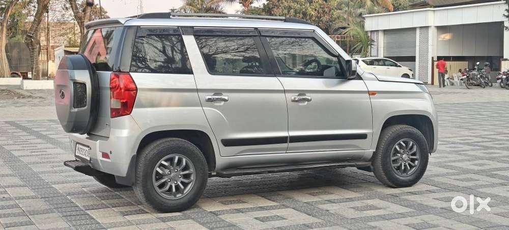 Mahindra Tuv 300 T10 Dual Tone, 2018, Diesel