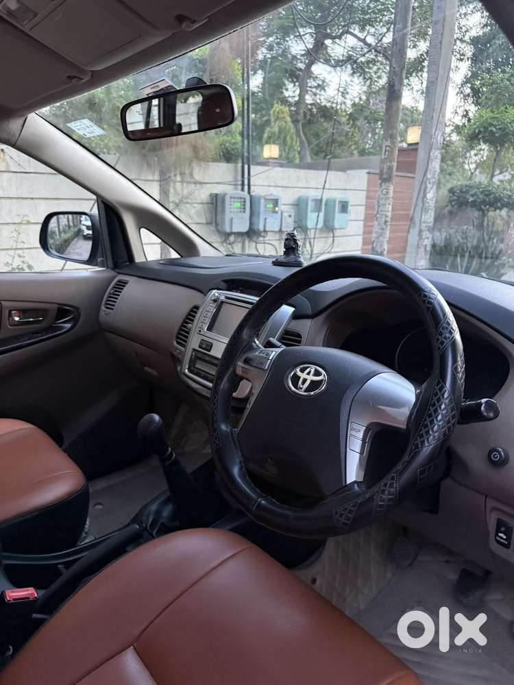 Toyota Innova 2.5 Vx 8 Str, 2015, Diesel