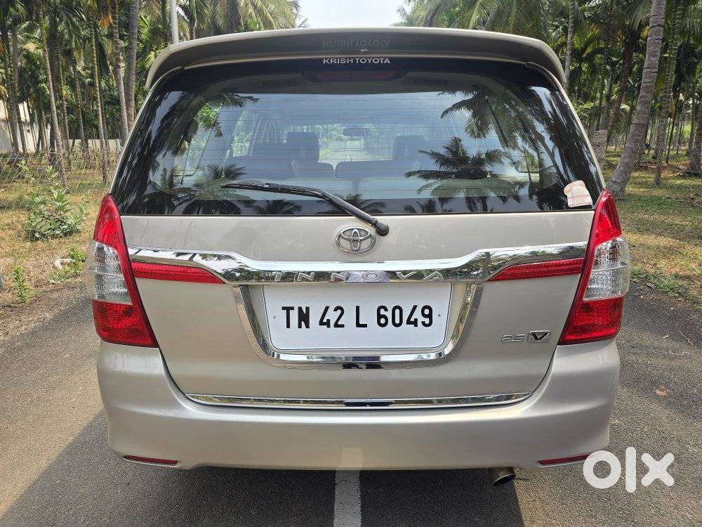 Toyota Innova 2.5 V 8 Str, 2015, Diesel