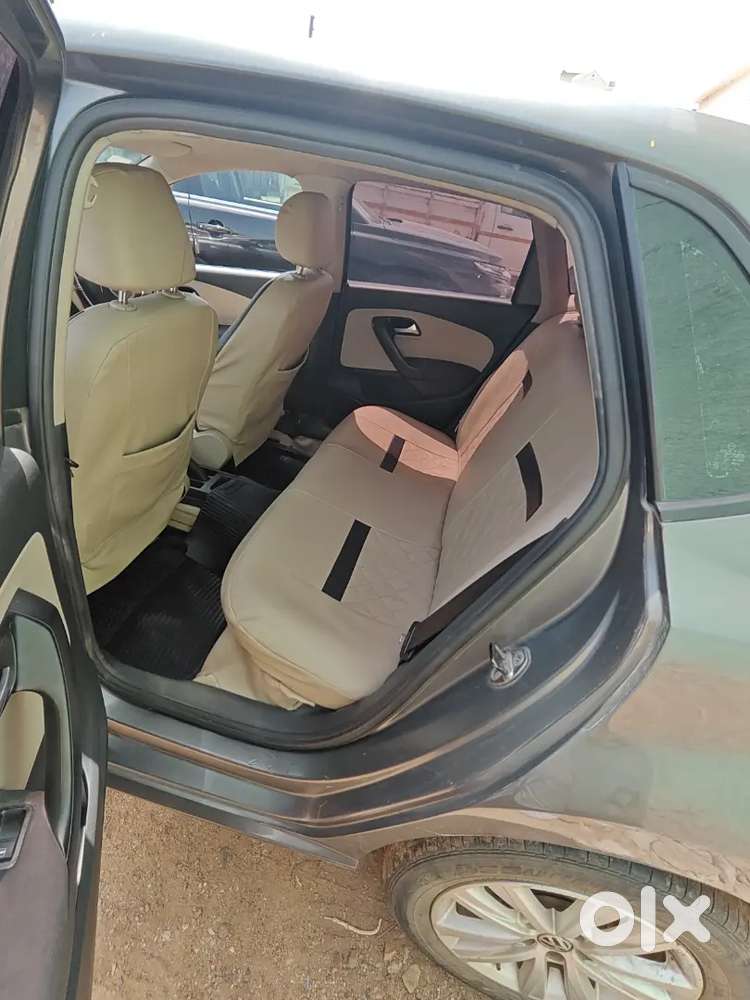 Volkswagen Polo 2013 Petrol 94000 Km Driven