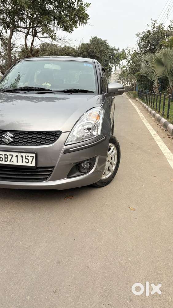 Maruti Suzuki Swift Vvt Zxi, 2013, Petrol