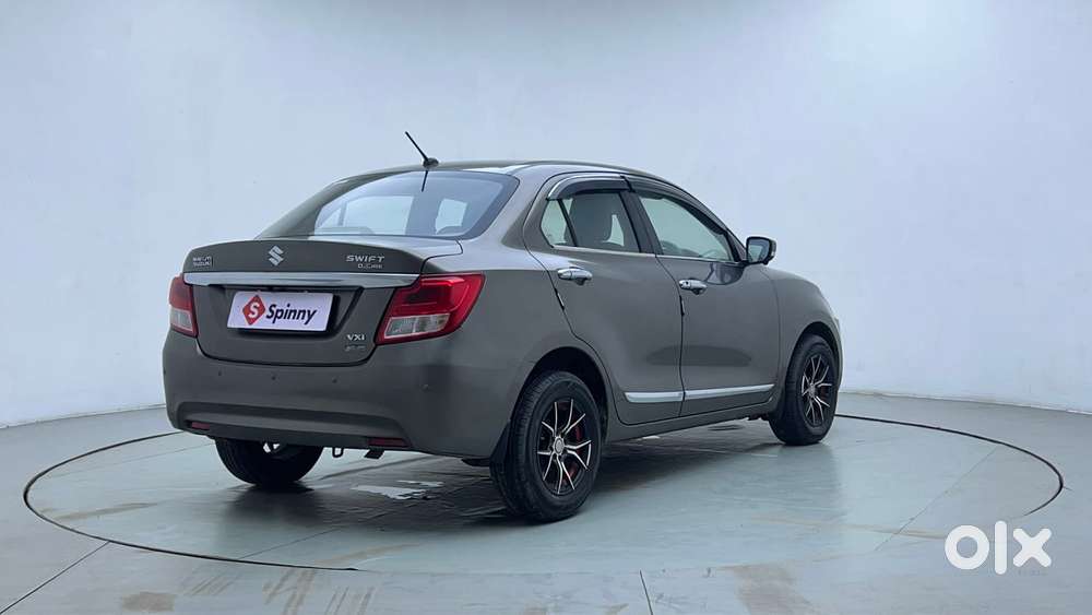 Maruti Suzuki Dzire 1.2 Vxi Amt, 2018, Petrol