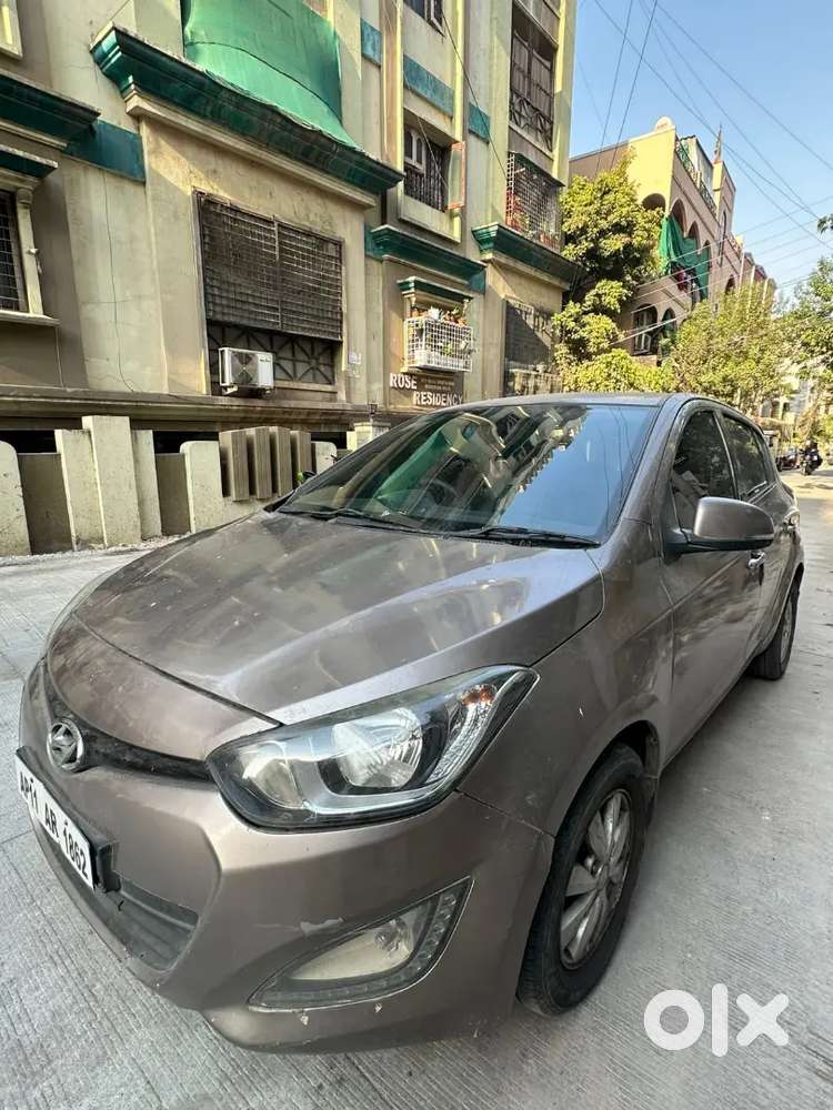 Hyundai I20 2013 Diesel 100000 Km Driven Push Button Start Top