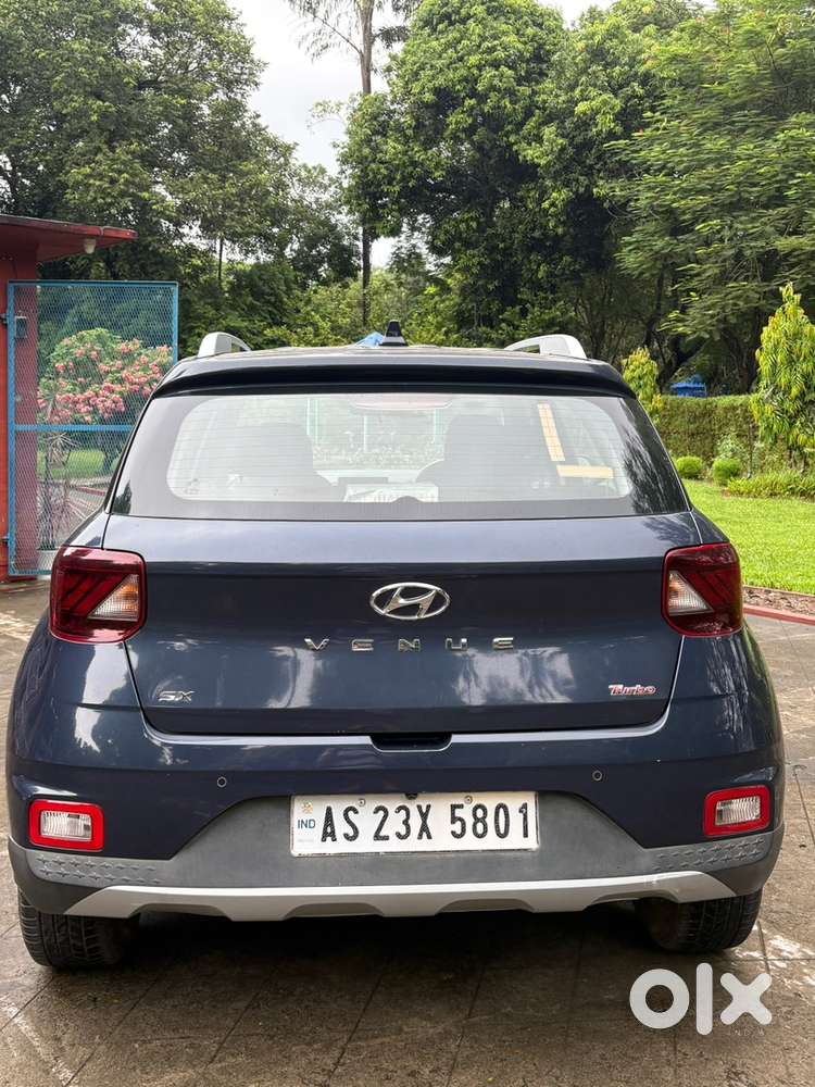 Hyundai Venue Petrol 2019
