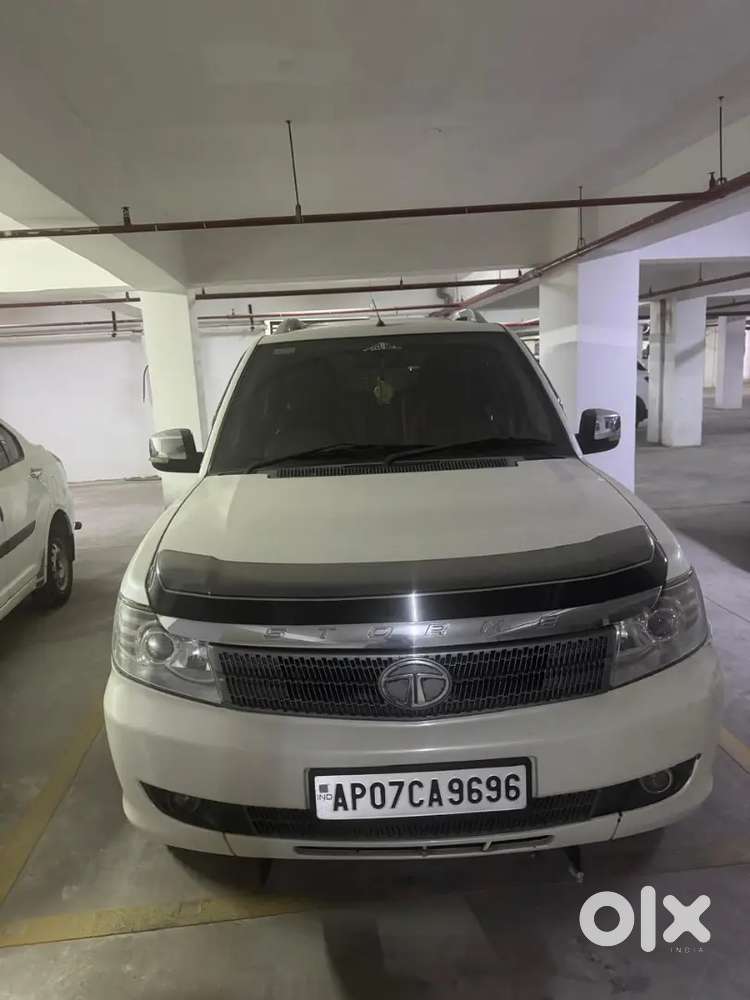 Tata Safari Storme 2014 Diesel Variant Car