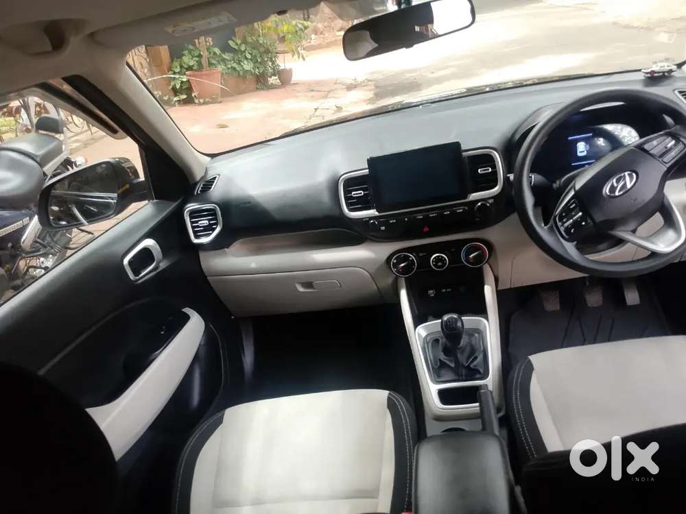 Hyundai venue S
