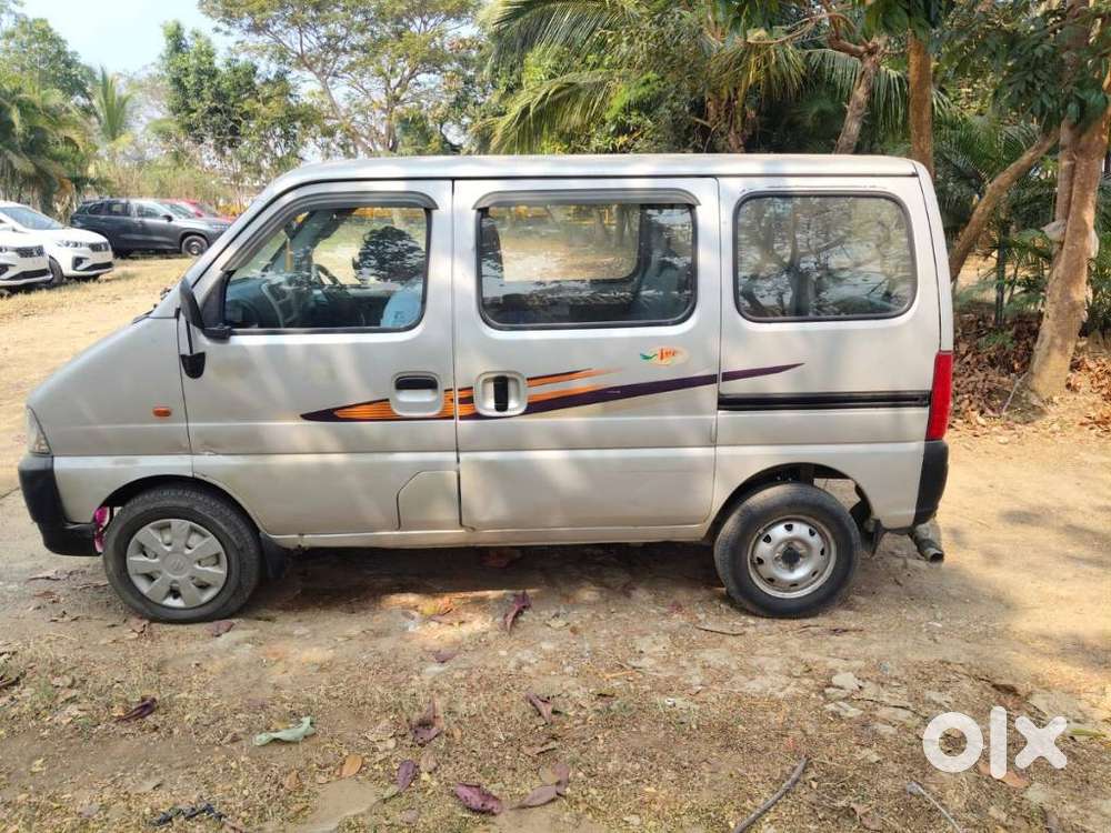 Maruti Suzuki Eeco 5 Seater Ac, 2017, Petrol
