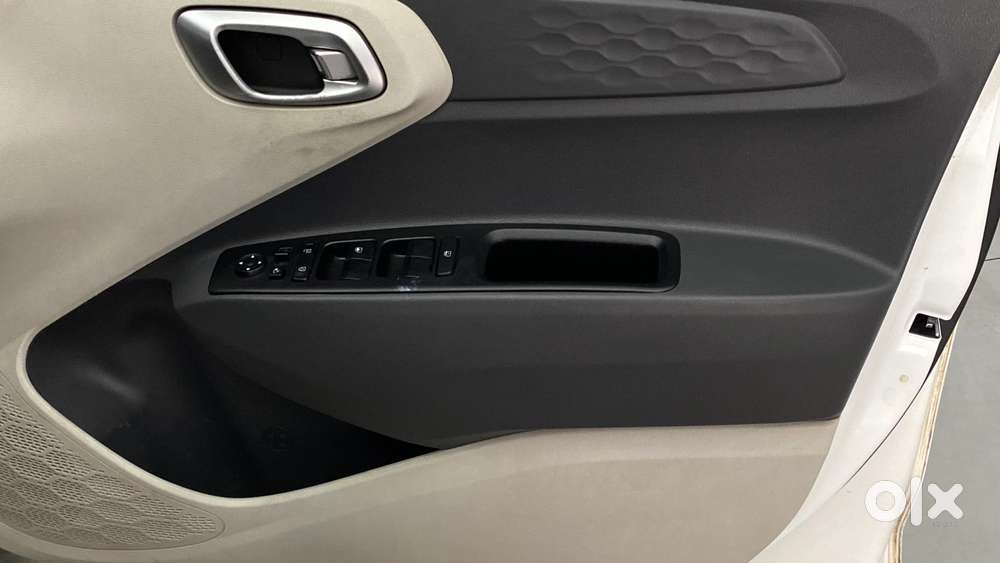 Hyundai Aura Sx (o) Manual, 2020, Petrol