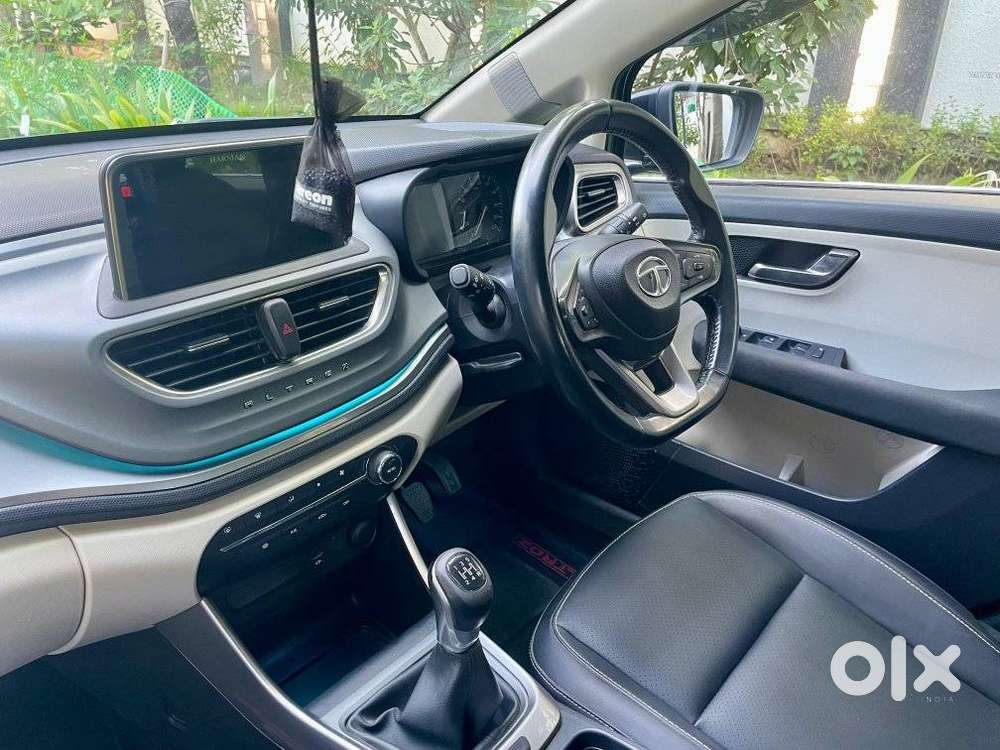 Tata Altroz 1.2 Xz Plus Petrol, 2022, Petrol