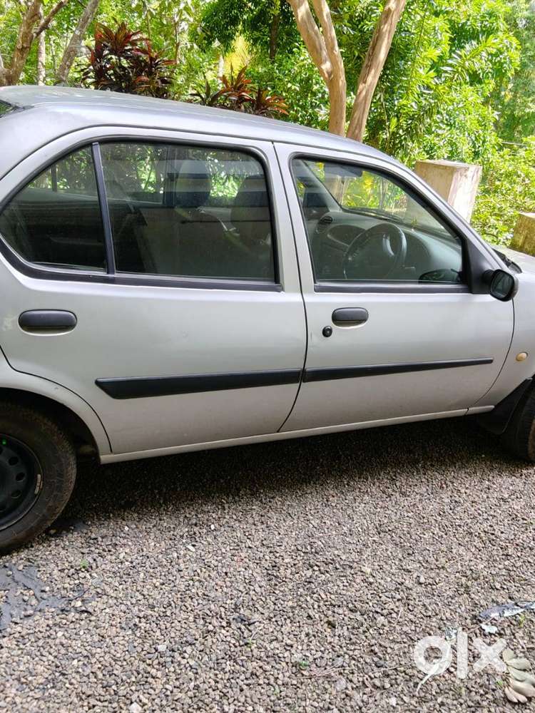 Ford Ikon 1.3 Rocam Petrol Flair (2006) &mdash; Valid Fc & Insurance