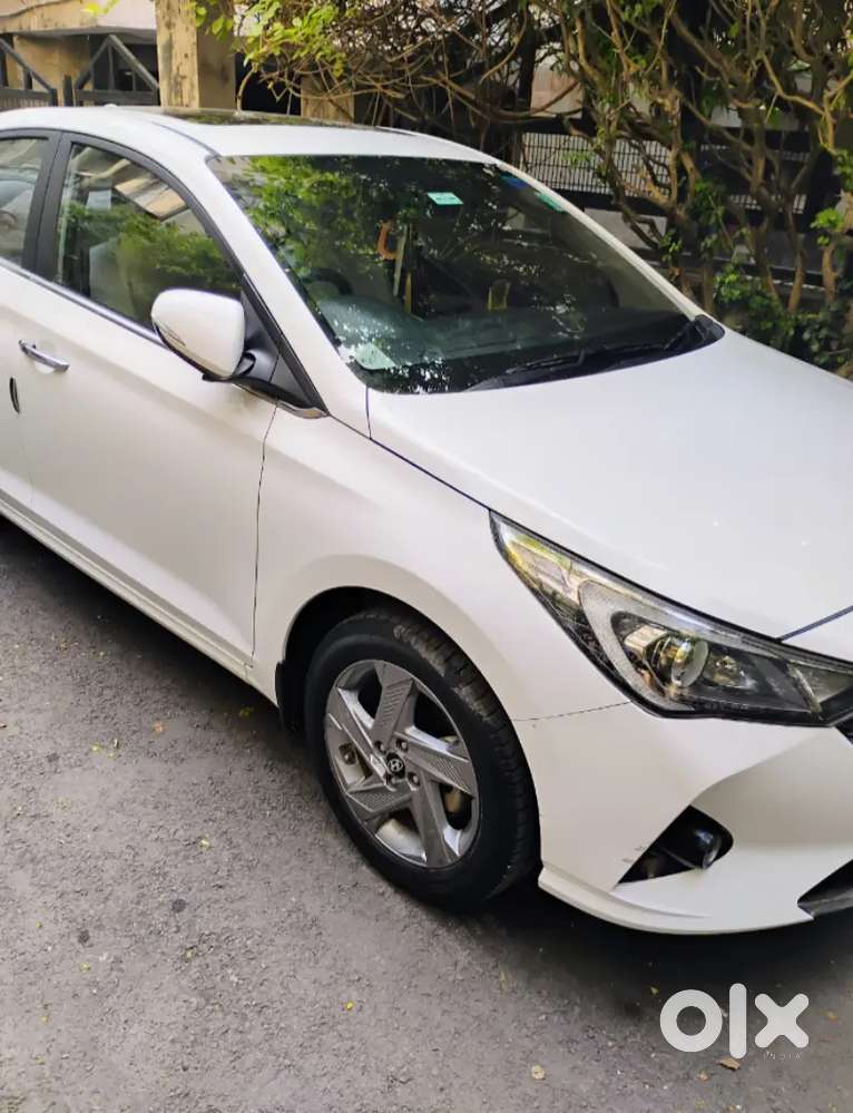 Hyundai Verna 2022 Petrol 21565 Km Driven