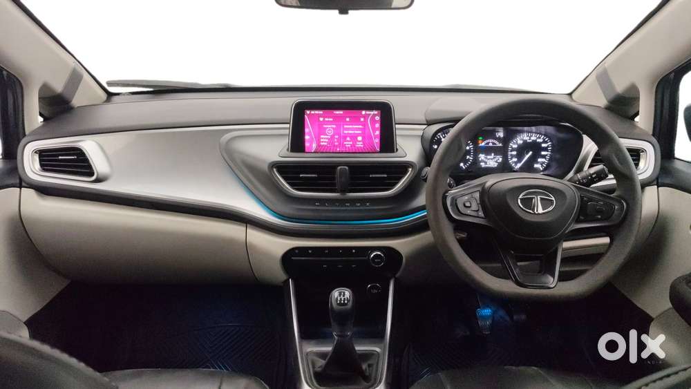 Tata Altroz Xz, 2021, Petrol