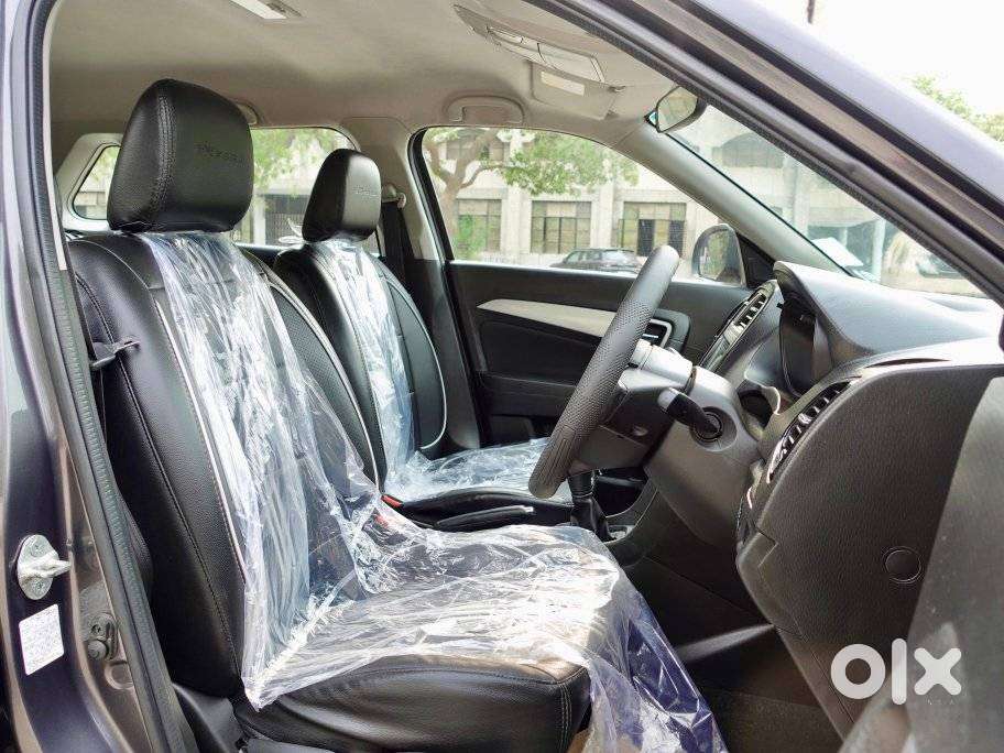 Maruti Suzuki Brezza 1.5 Zxi Smart Hybrid, 2022, Petrol