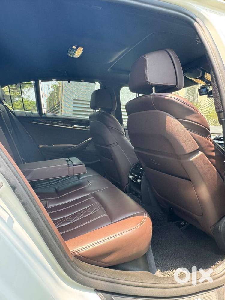 Pristine 2019 Bmw 530d M Sport  3.0l Inline-6  Sub 28,000 Kms!