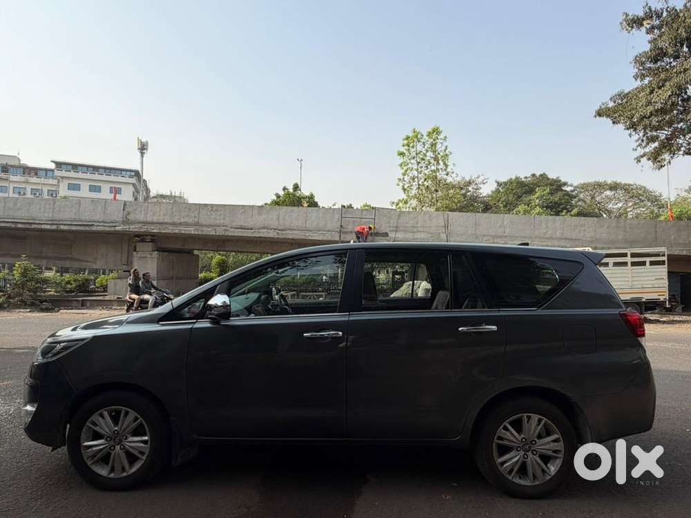 Toyota Innova Crysta 2018 Diesel Well Maintained