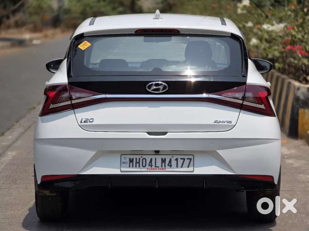 Hyundai I20 Sportz 1.2 Ivt, 2023, Petrol