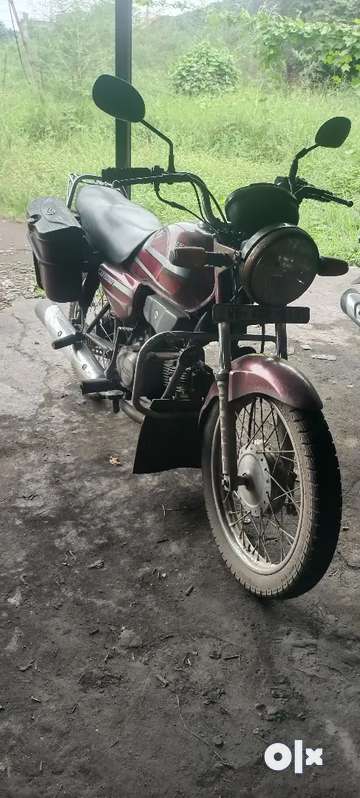 Hero Honda CD Dawn red colour bike Motorcycles 1788272400