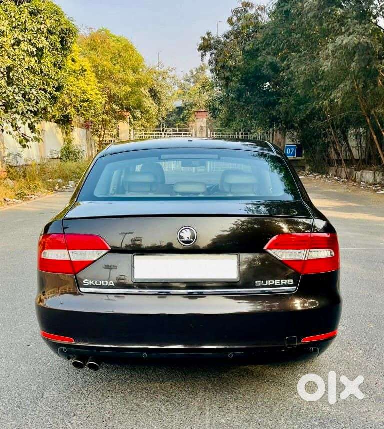 Skoda Superb Elegance 1.8 Tsi At, 2015, Petrol