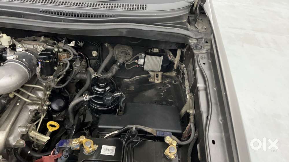 Toyota Innova 2.5 Gx (diesel) 8 Seater Bs Iv, 2013, Diesel