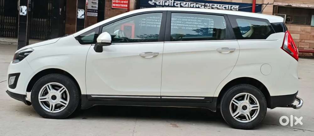Mahindra Marazzo M6, 2018, Diesel