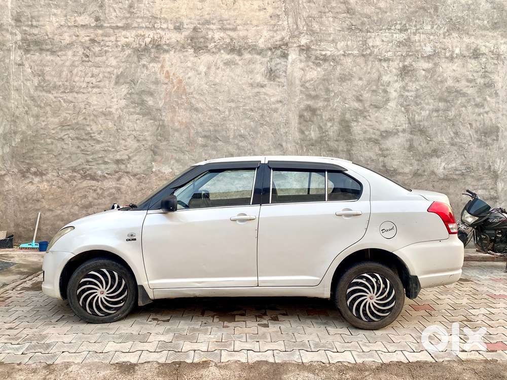 Swift Dzire (diesel) 2011